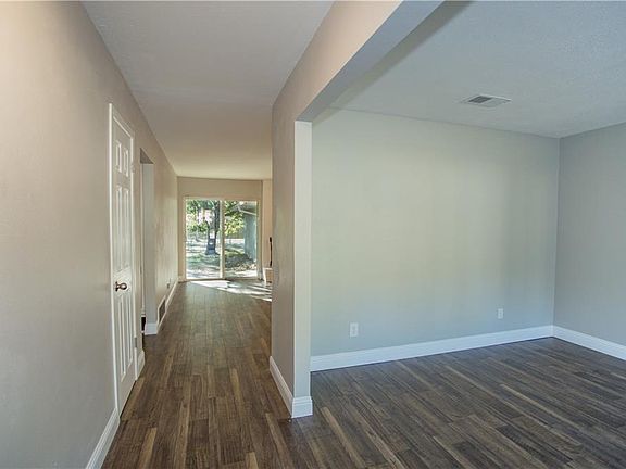 3rd image of 3802 Hastings Dr