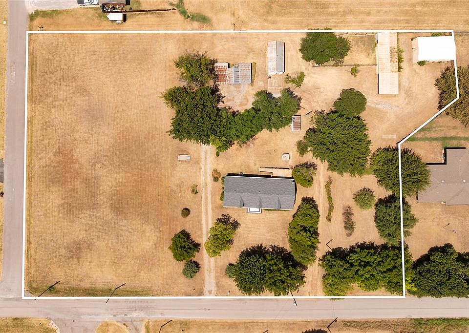 803 N Richland Rd, Tuttle, OK 73089 | MLS #1241546 | Zillow