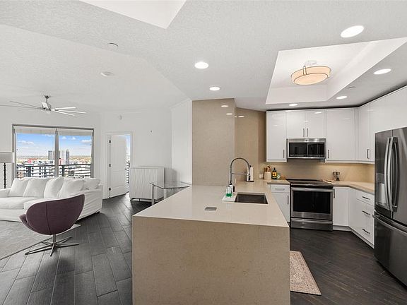 4th image of 1209 E Cumberland Ave Unit 2103