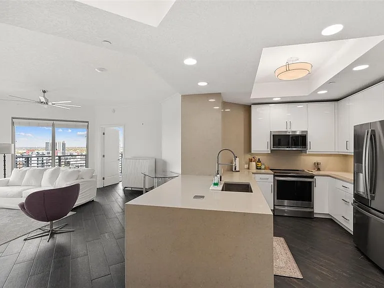 1209 E Cumberland Ave #2103 — Photo 4