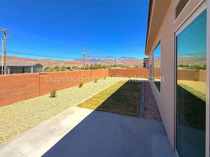 159 N 3670 W — Photo 14