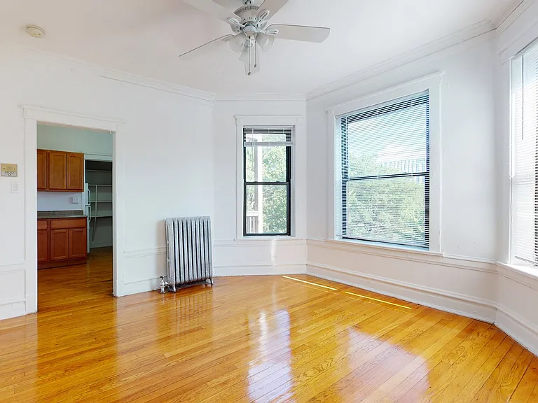 Dining/Living room