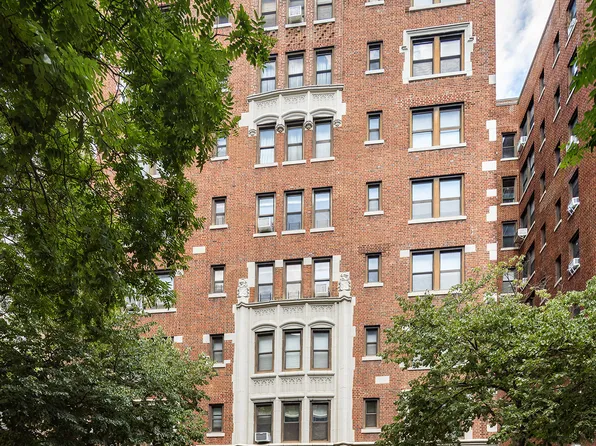 151 East 83rd Street 6D image 13 of 14