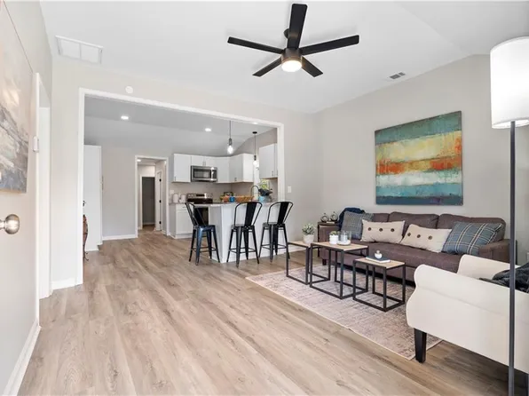118 Perry St, Monroe, GA 30655
