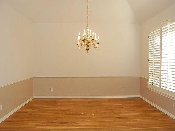 5th image of 1231 Barkley Ave