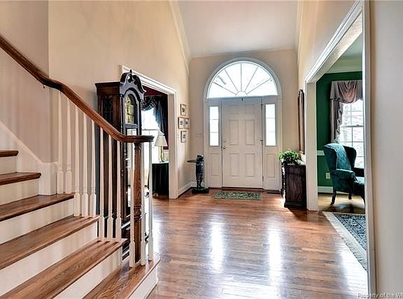 5th image of 104 W Cornwall