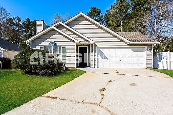 1st image of 202 Ashton Ct