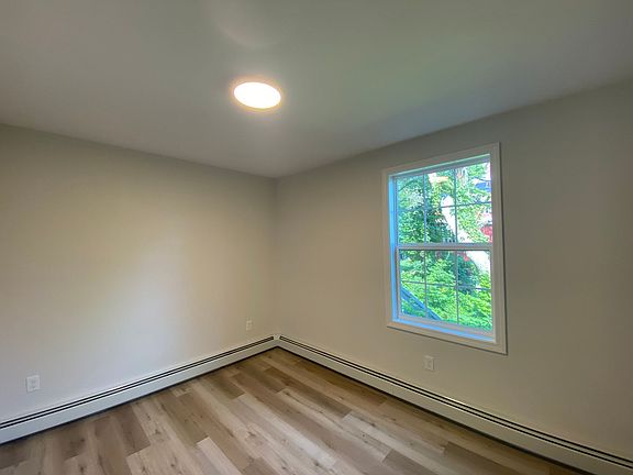 5th image of 359 Nashua St #4