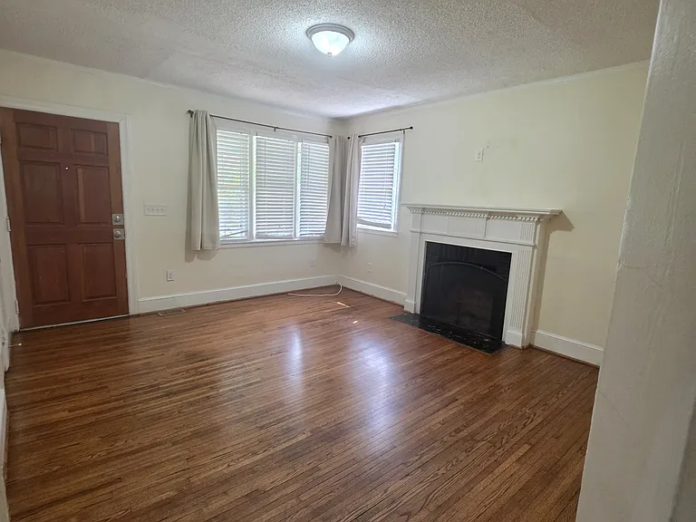 2976 Shady Ln — Photo 17