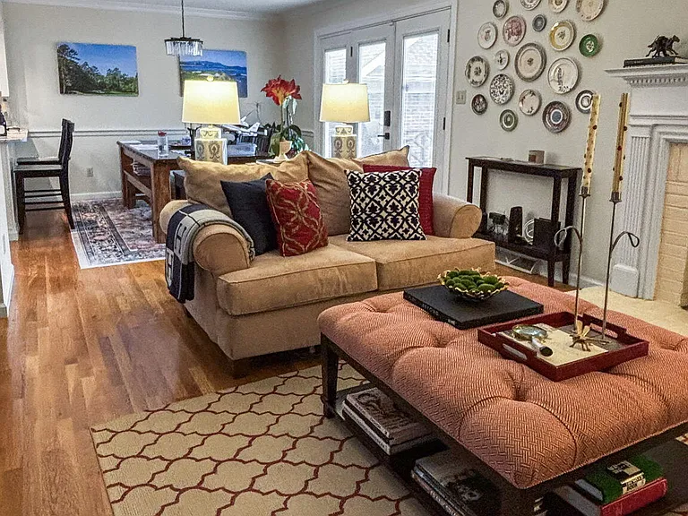 236 Chippendale Cir #236 — Photo 6