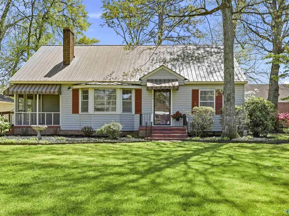 214 Oakland Ave, Boaz, AL 35957