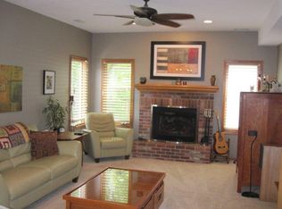 2728 Inverness Ct, Lawrence, KS 66047