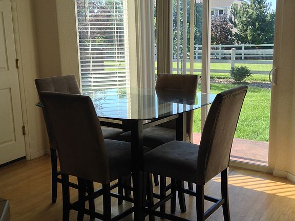Breakfast nook