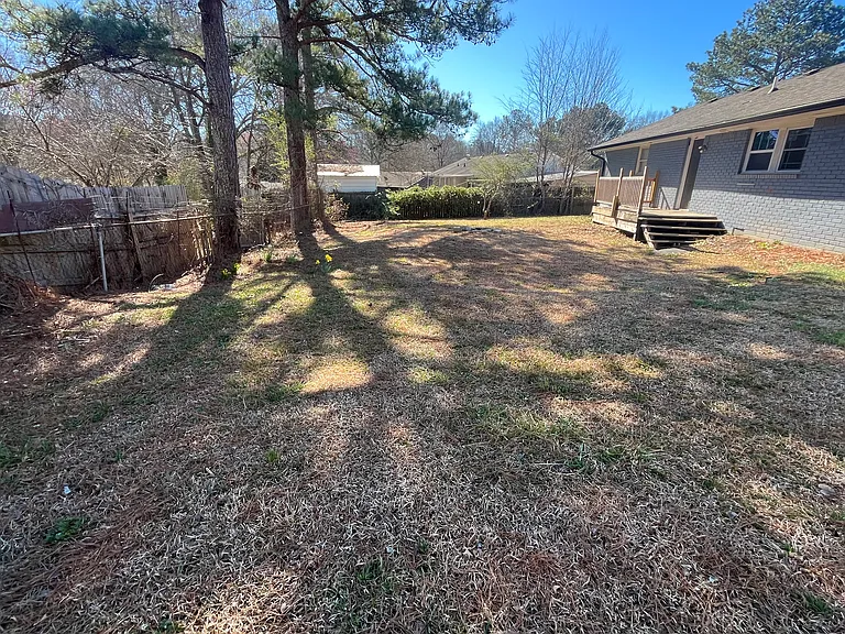 8206 Sussex Dr — Photo 19