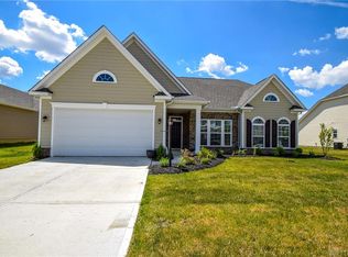 3250 Heatherstone Dr, Troy, OH 45373