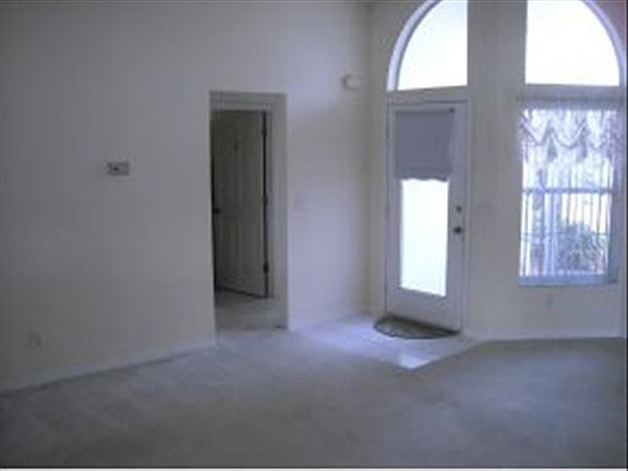 3rd image of 6943 Hammock Trace Dr
