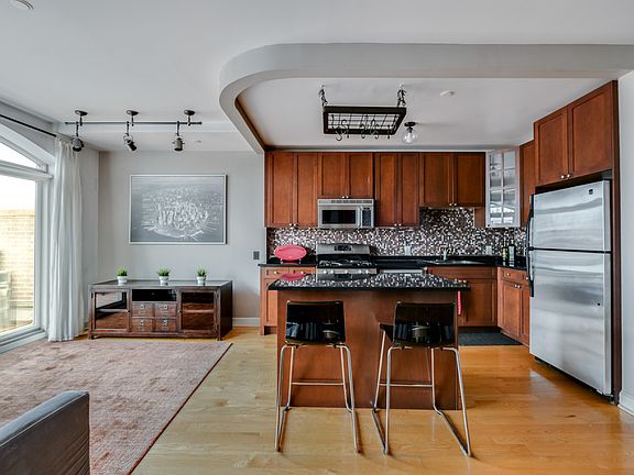4th image of 306 2nd St APT 5B