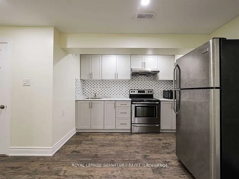 5955 Leeside Cres #BASEMENT — Photo 16