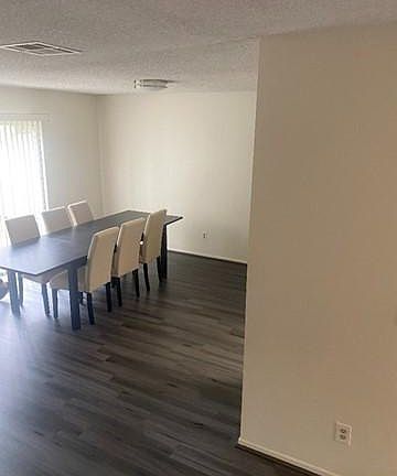 4th image of 25654 Huron St