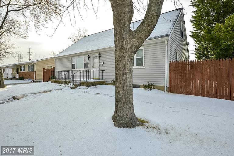 1st image of 121 Glenlea Dr