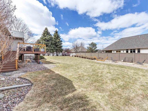 3265 Sitka St, Green Bay, WI 54311