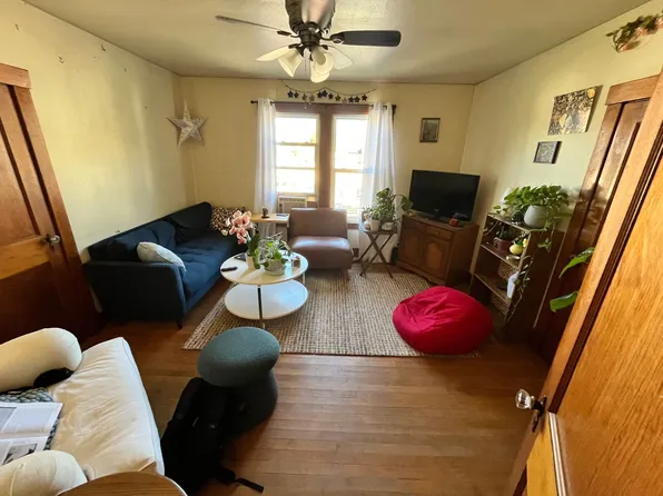 415 Washington Street, 415 Washington St #1/2, Eau Claire, WI 54701