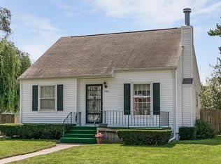 1015 C Ave NW, Cedar Rapids, IA 52405