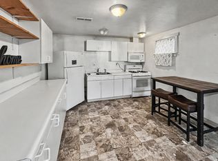 4413 E 8th Ave #B, Anchorage, AK 99508