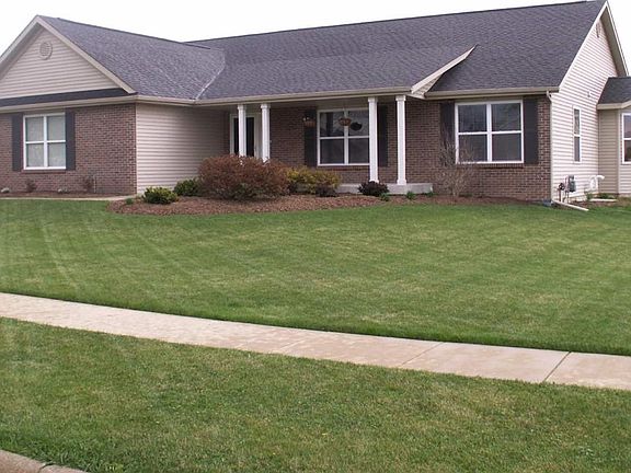 2nd image of 1817 Eden Pl