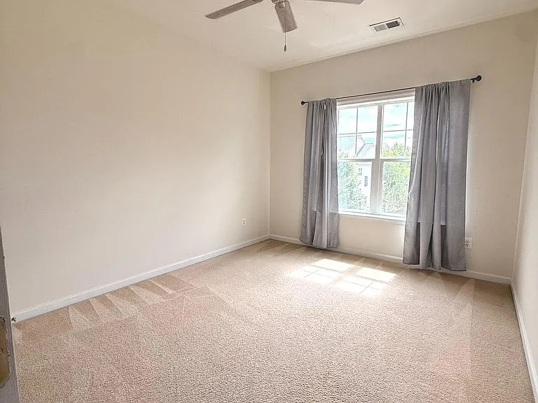 14170 Catbird Dr — Photo 16