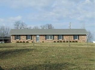 215 Sharp Rd, Stamping Ground, KY 40379