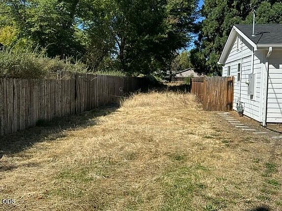 3rd image of 0 Elliott Ave