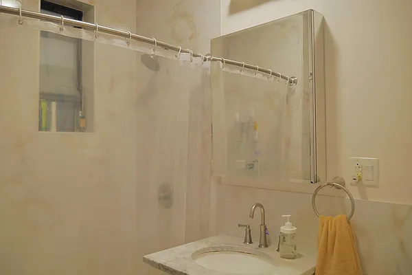 Rented by Avenue Sotheby's International Realty | media 30