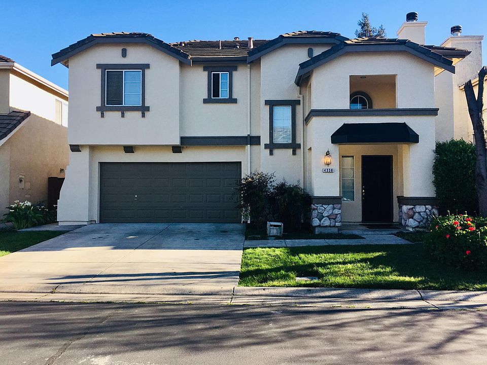 2nd image of 4338 Legacy Ct
