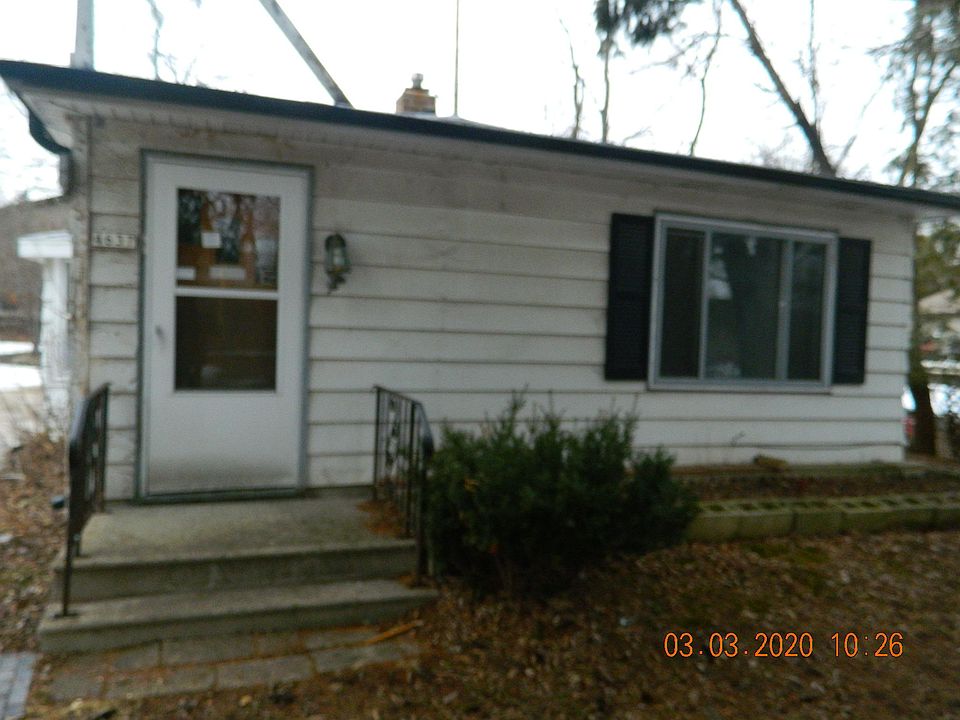 1st image of 4637 N 117th St