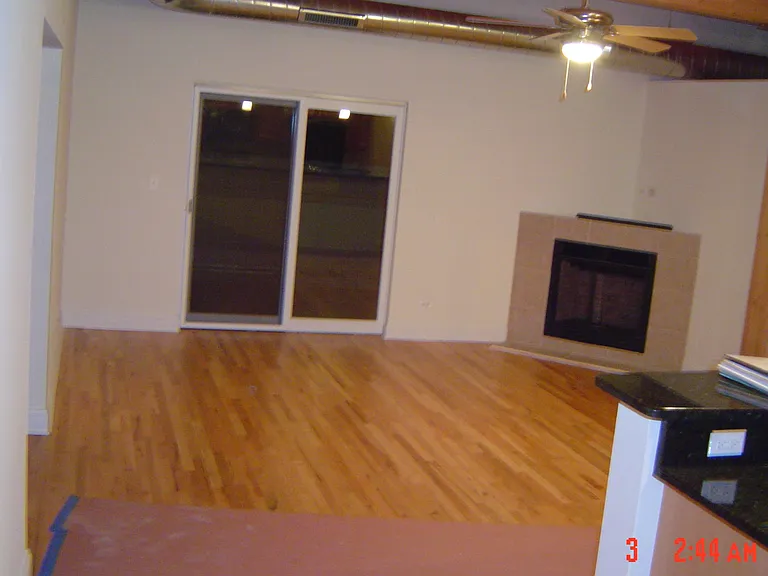 500 N Damen Ave #205 — Photo 11