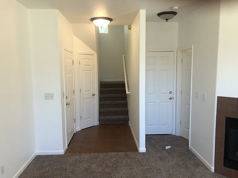 2545 Chesapeake Bay Cir — Photo 5