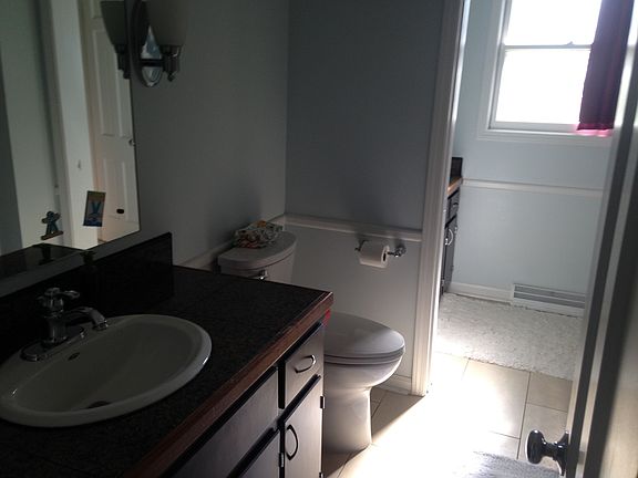 4th image of 2212 Tecumseh Dr SE