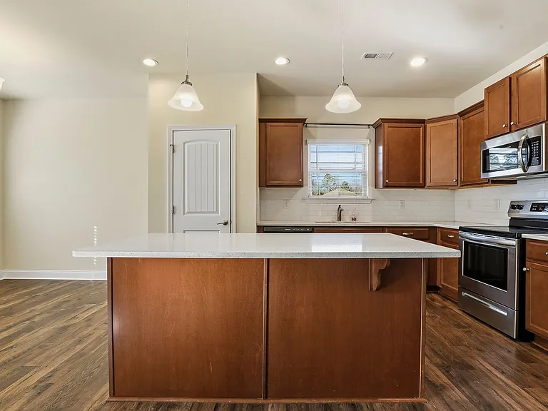52 Woodwater Cir — Photo 14
