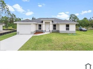 919 Hepburn Ave, Lehigh Acres, FL 33974