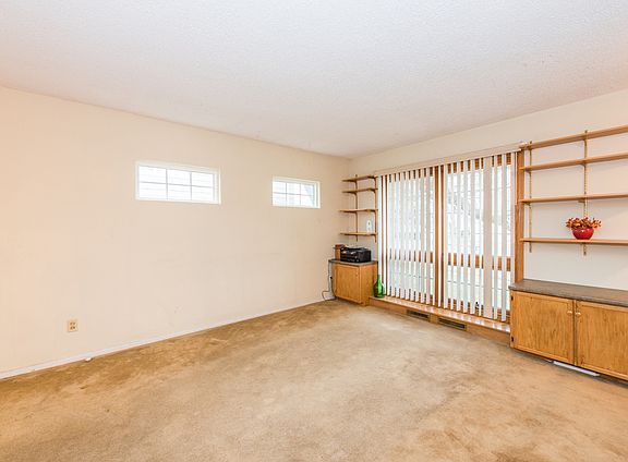 4th image of 3012 Elisha Ave