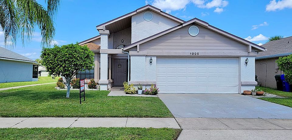 1st image of 1005 Whalebone Bay Dr