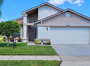 1005 Whalebone Bay Dr, Kissimmee, FL 34741