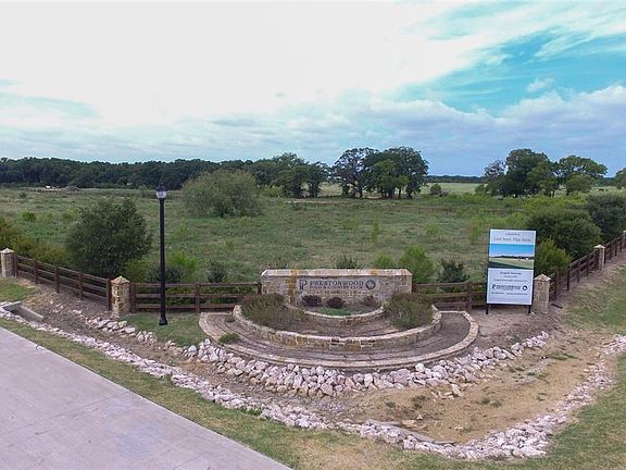 2nd image of 401 Martingale Dr #12