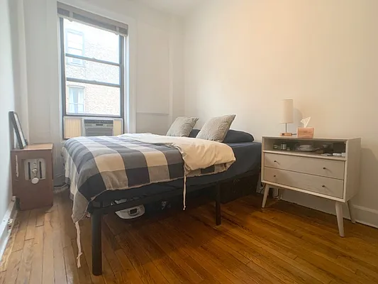 Rented by Corcoran | media 19