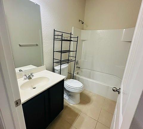 5th image of 716 Whitemarsh Dr