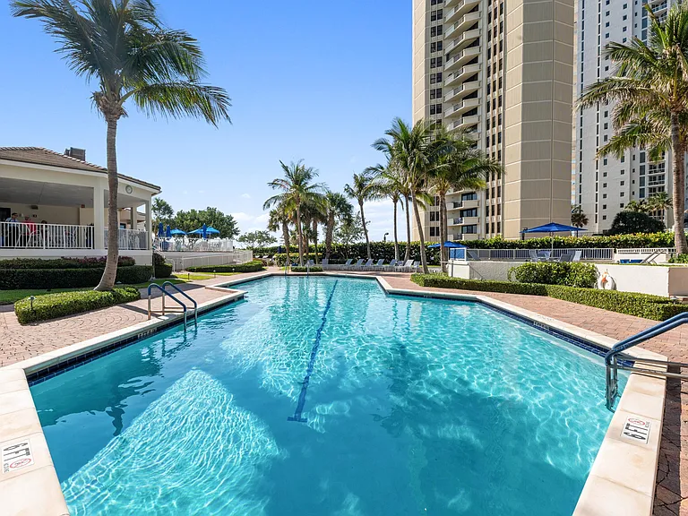 3000 N Ocean Dr #4F — Photo 30
