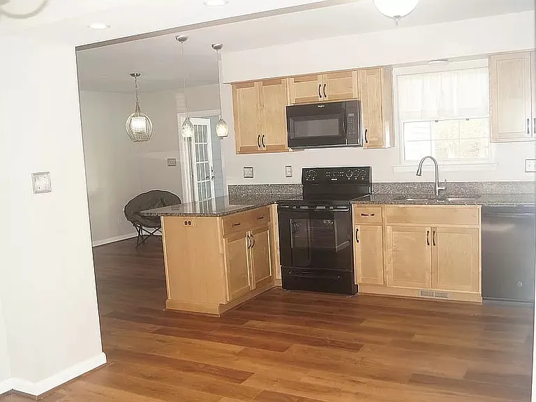 Kitchen 3