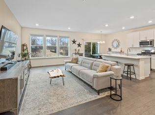 2646 Martini St, Mundelein, IL