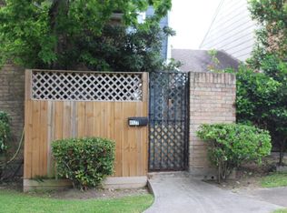 8523 Wilcrest Dr, Houston, TX 77099